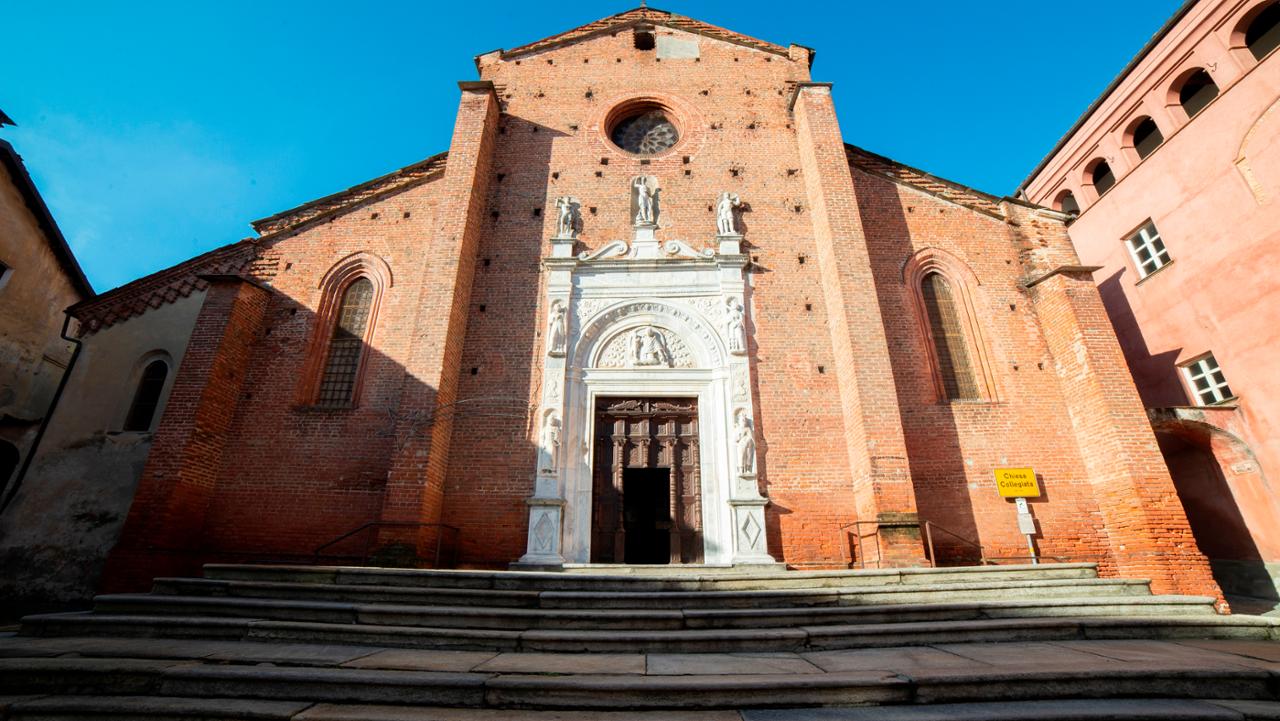 CHIESA DELLA COLLEGIATA DELLA BEATA VERGINE ASSUNTA - REVELLO